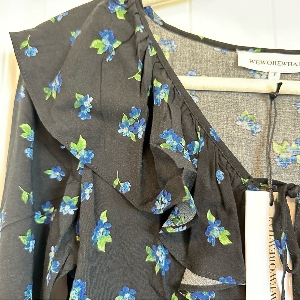 NWT peasant floral ruffle long sleeve blouse by WeWoreWhat women’s small - Picture 2 of 12